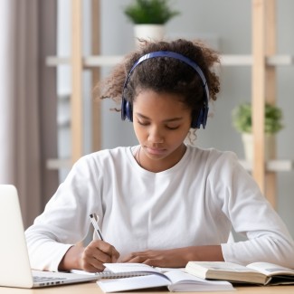 Je tiener door de examens helpen?